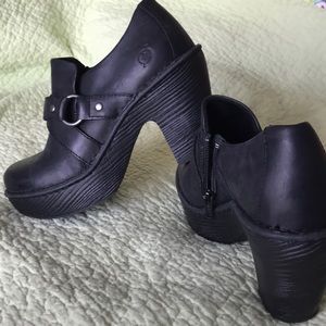 Born black leather platform shooties